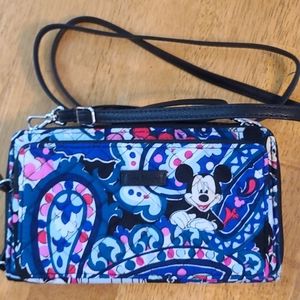 Vera Bradley NWT Disney Mickey Mouse RFID PURSE
